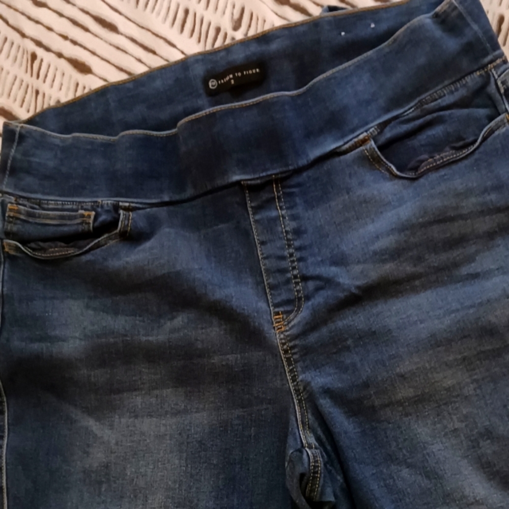 Fashion to Figure pull on Jean's